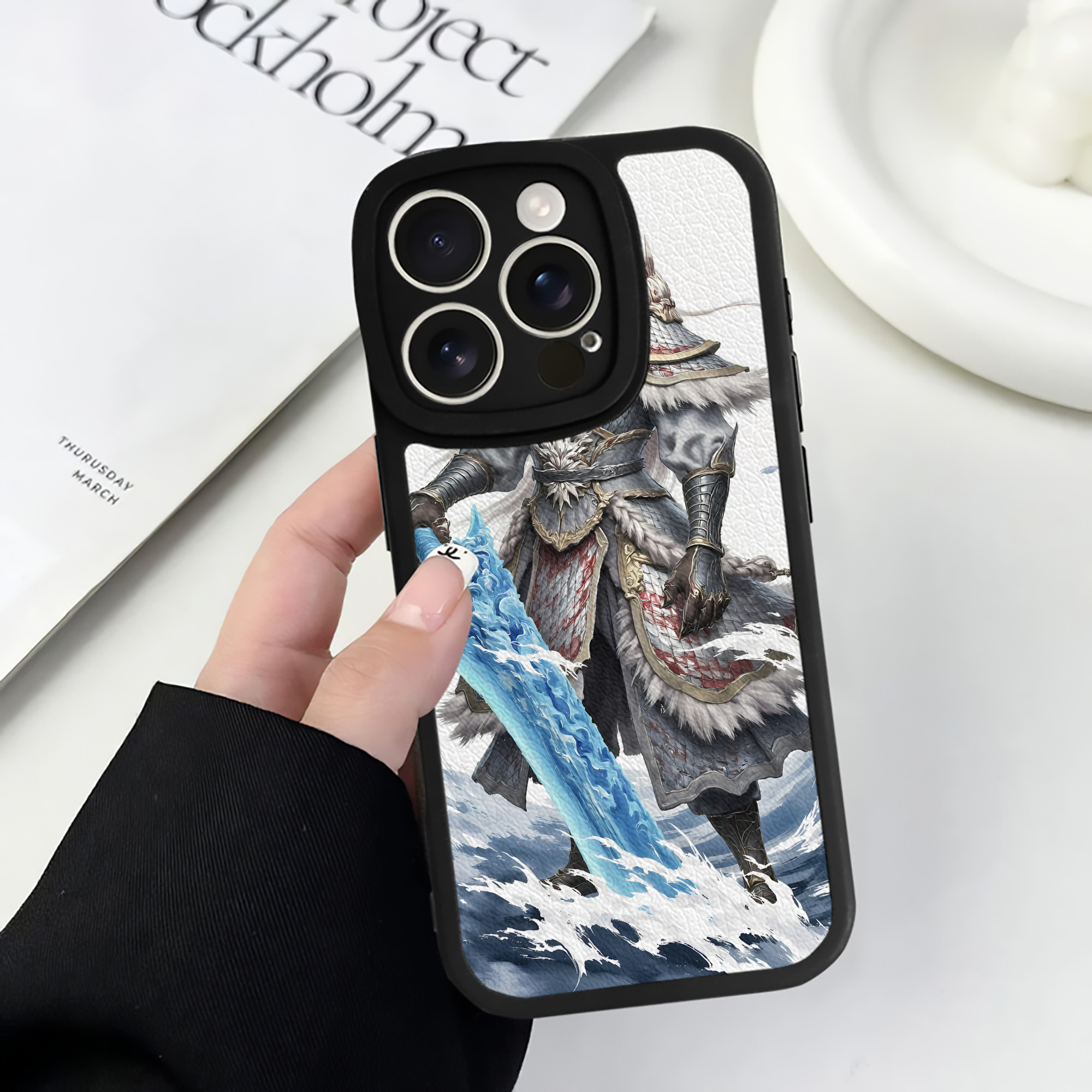 （画像用） Ne Zha 2 ナタ 魔童の大暴れ 【iPhone 16シリーズ対応】シリコンスマホケース（レザー調） 材質：シリコン